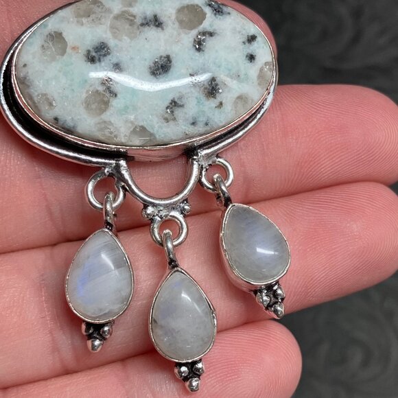 Kiwi Jasper Rainbow Moostnone Dangly Gemstone Pendant Crystal Jewelry - Picture 5 of 7